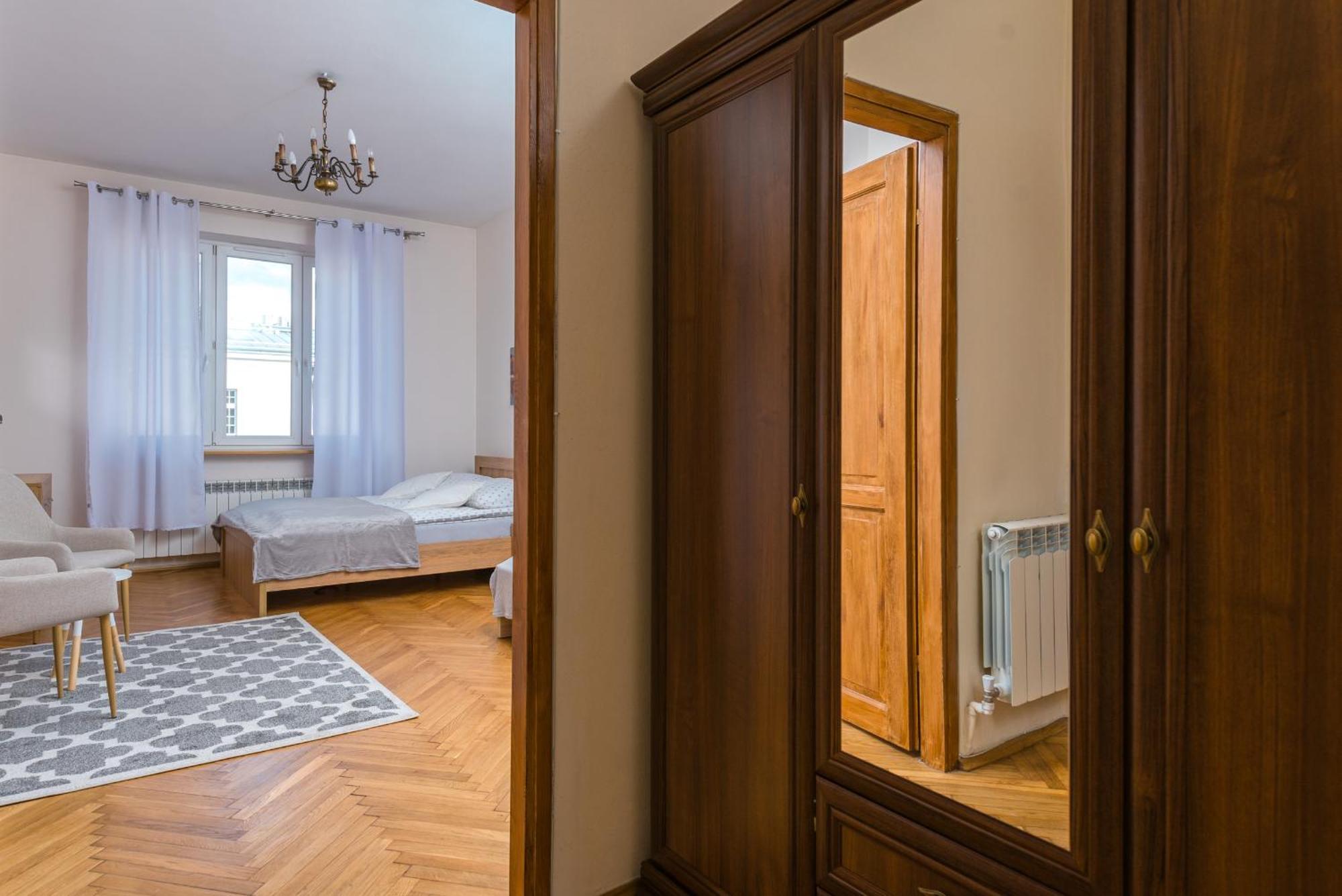 Cracow Old Town Apartments كراكوفيا الغرفة الصورة